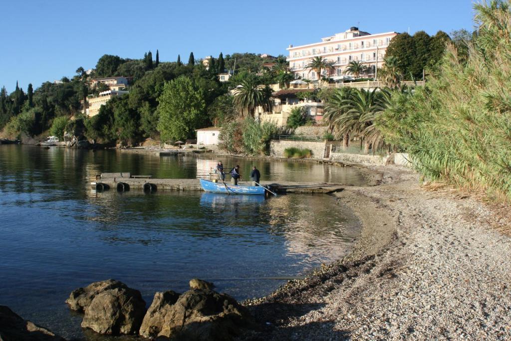 Ξενοδοχείο Αίγλη Ξενοδοχείο Πέραμα Εξωτερικό φωτογραφία